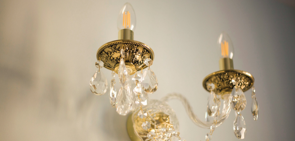 Explore different lighting styles for your home decor this Diwali Explore lighting styles for your home decor this Diwali
