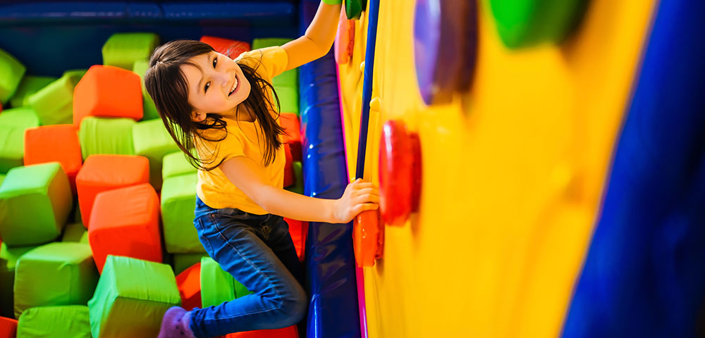Lodha Woods, Kandivali – Residential Property in Kandivali with Kids Play Area