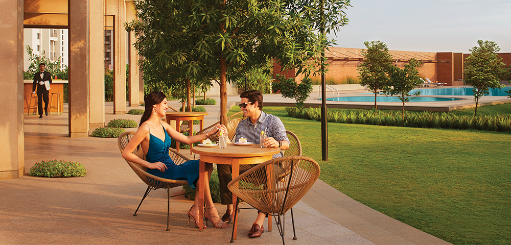 Casa Olivia, Palava – Outdoor Dining Spaces and Pool